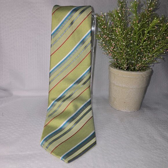 GIORGIO ARMANI ITALIAN SILK TIE APPLE GREEN WITH CRIMSON AND BLUE STRIPES EUC - Picture 7 of 7